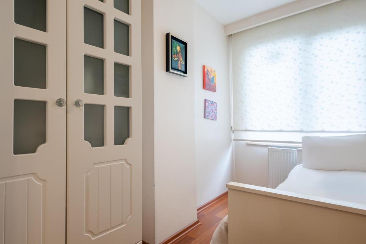 Pleasant Flat With Central Location In Sisli Estambul Exterior foto