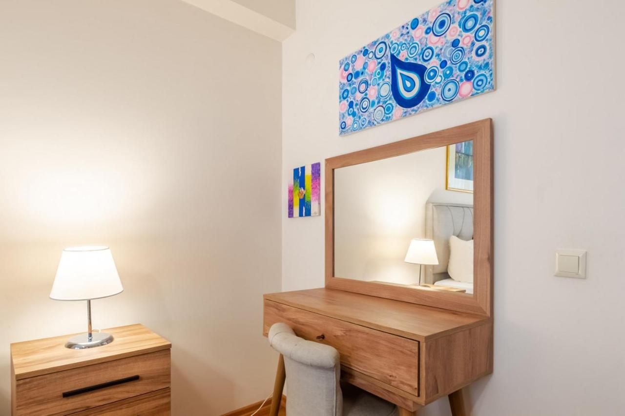 Pleasant Flat With Central Location In Sisli Estambul Exterior foto